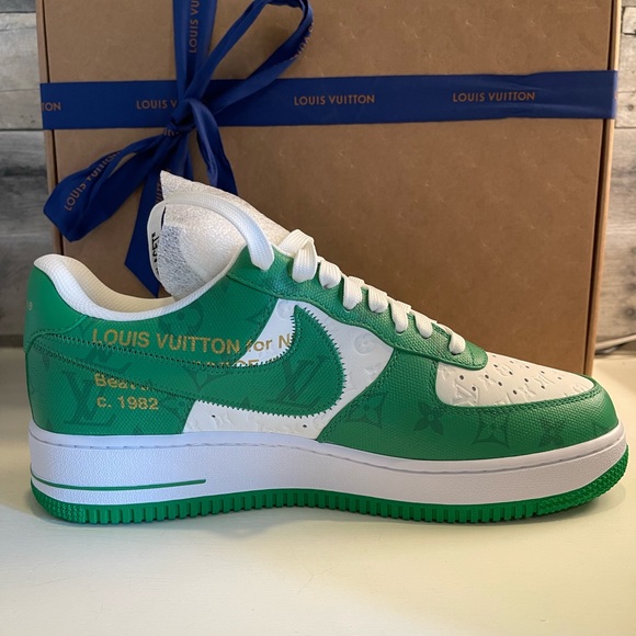 💚New!! Extremely RARE Louis Vuitton x Nike Air Forces! Green men’s size 9💚 - Picture 8 of 11